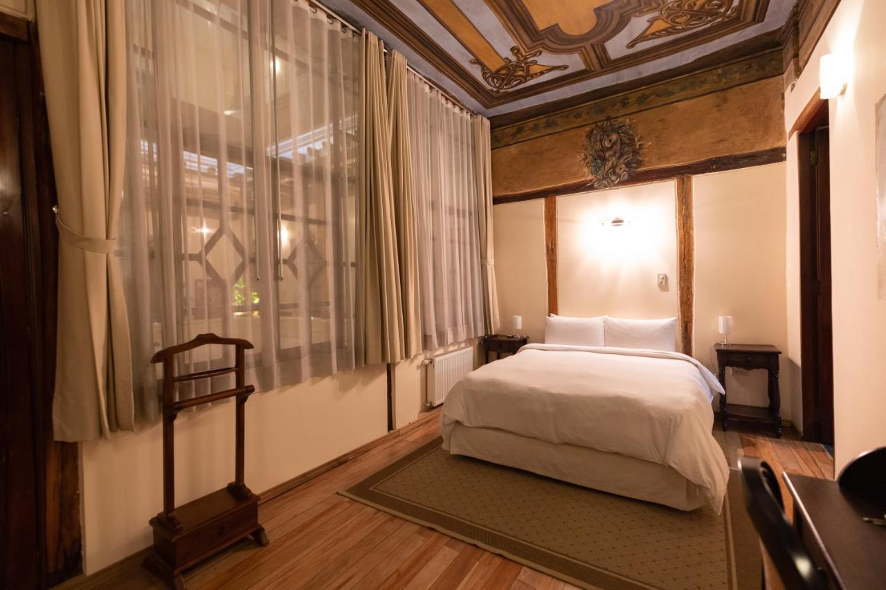 Casa El Eden Hotel Quito Exterior photo